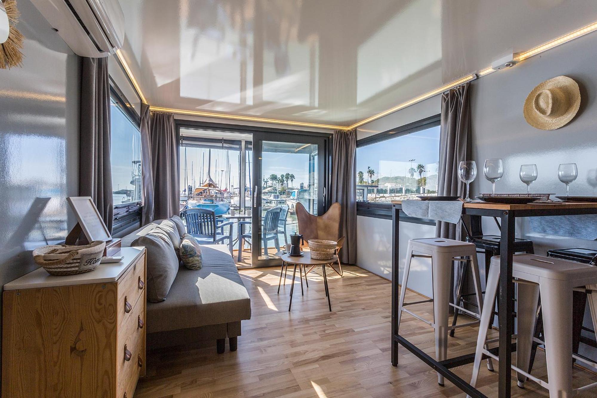 Azvalia Luxury Casa Barco New York And Texas-Unique Houseboat Experience Hotel El Puerto de Santa Maria Exterior photo