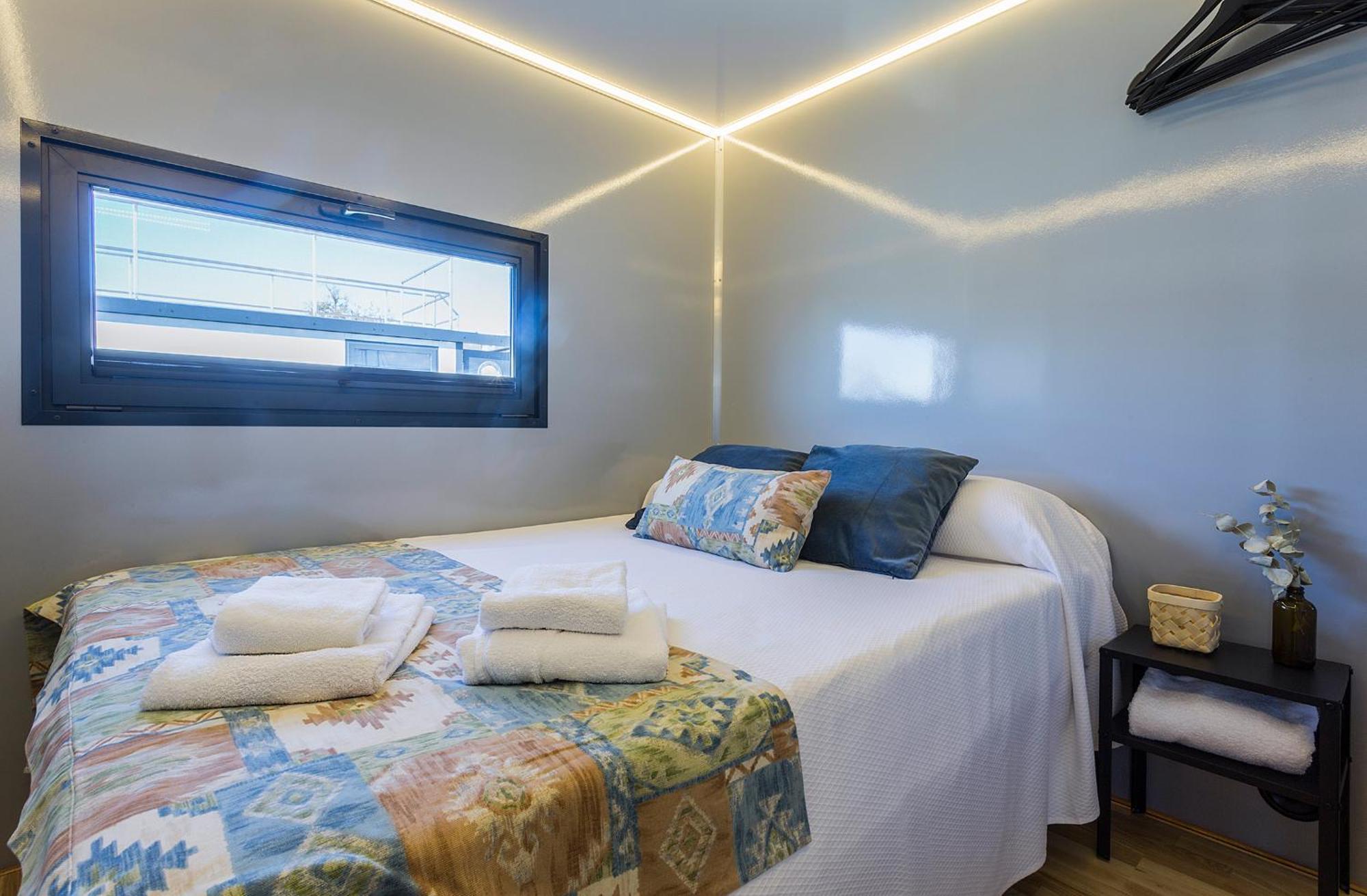 Azvalia Luxury Casa Barco New York And Texas-Unique Houseboat Experience Hotel El Puerto de Santa Maria Exterior photo
